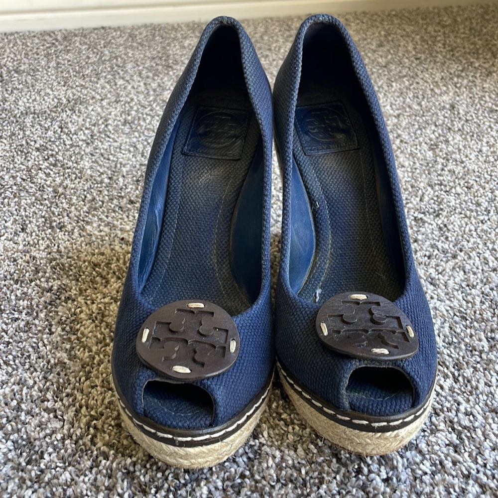 Tory Burch Cerise peep toe wedges/ Blue Canvas